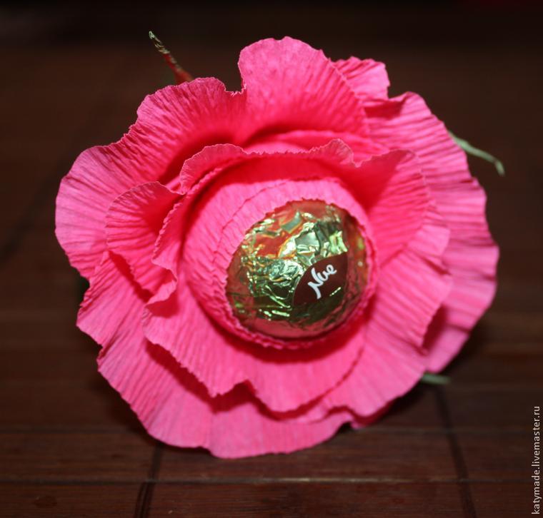 Как сделать цветок для букета из конфет, фото № 27