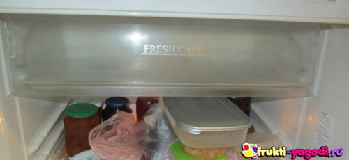Отдел для хранения продуктов в холодильнике Sharp